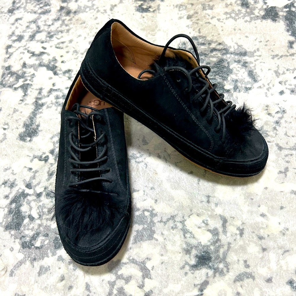 UGG 8 sneakers